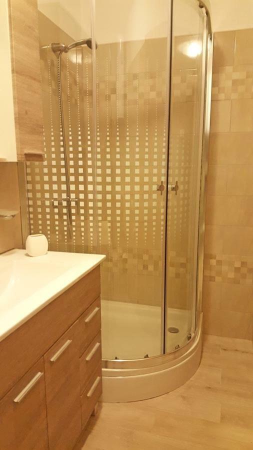 Crveni Apartman Đảo Đảo Cres Ngoại thất bức ảnh